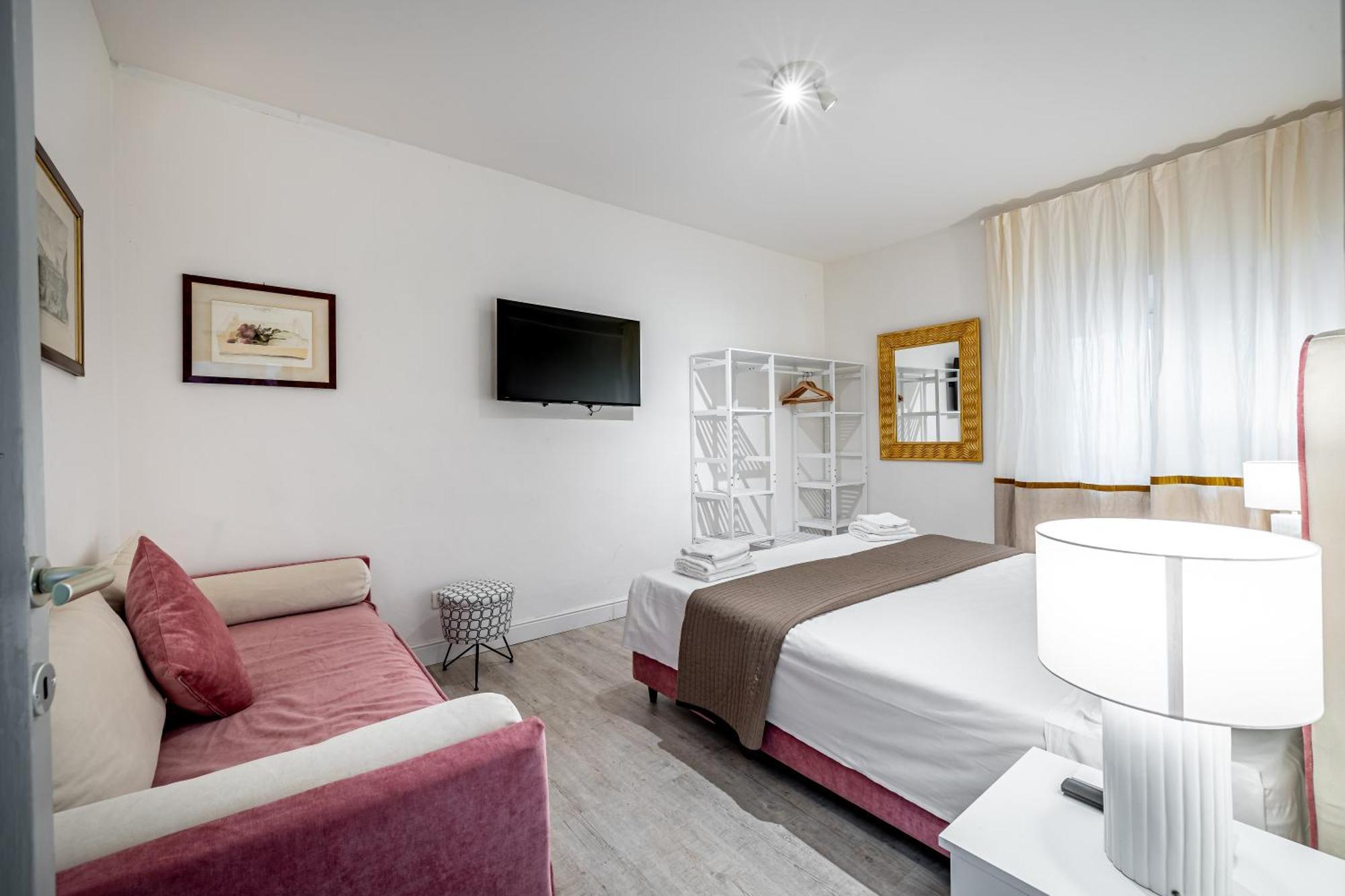 Ferienwohnung Yid Donatello Con Terrazzo Florenz Exterior foto