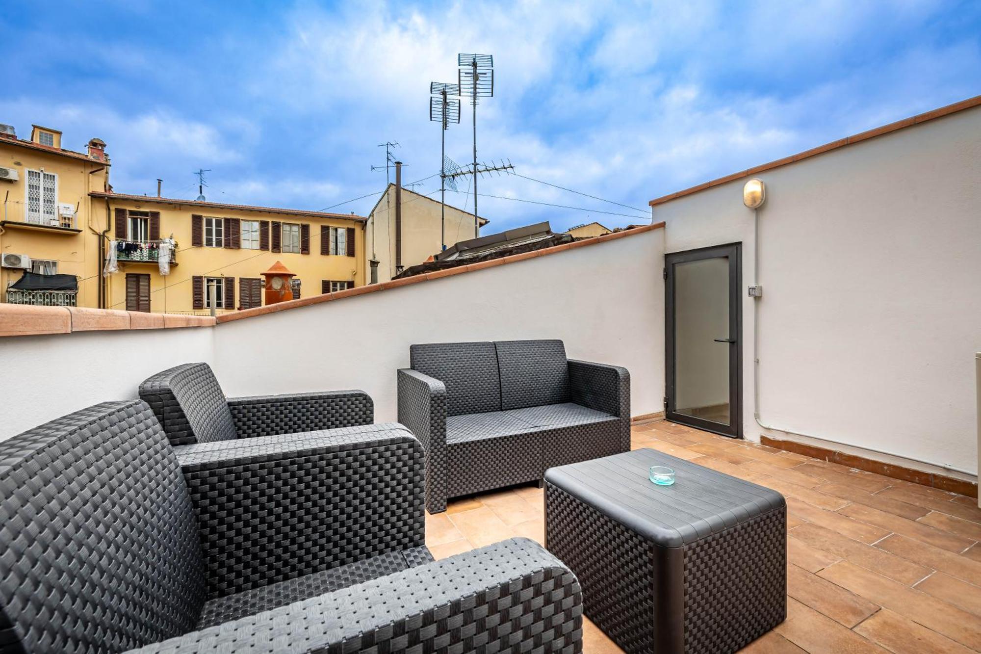 Ferienwohnung Yid Donatello Con Terrazzo Florenz Exterior foto